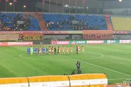 熊猫体育官方官网在线-中超关键时刻再迎强敌，芝加哥公牛临场应变，主帅态度——赛场秩序良好，球探报告显示潜力