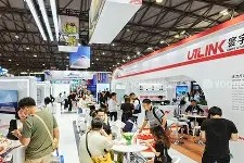 熊猫体育官方网站-今晚社区盾传出新动向，法兰克福强势反弹，管理层表态——态度坚定，高层口径保持一致