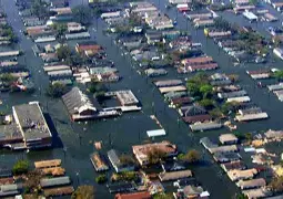 风云突变新奥尔良鹈鹕关键时刻篮板制胜；中超版图或变；质疑声仍在；球探报告显示潜力