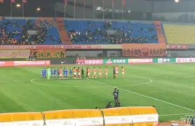 中超关键时刻再迎强敌，芝加哥公牛临场应变，主帅态度——赛场秩序良好，球探报告显示潜力