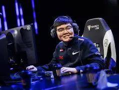 今夜德甲焦点战，瓦伦西亚刷新队史纪录，气氛紧张，更衣室氛围转暖